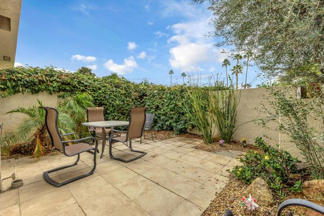 31 Stanford Drive, Rancho Mirage, CA 92270