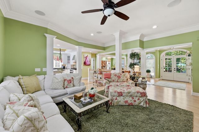 3240 Wellington Lane, Lexington, KY 40503