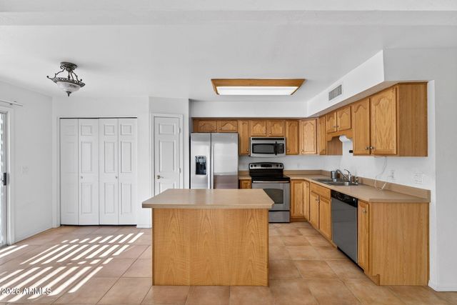 1535 N HORNE -- 75, Mesa, AZ 85203