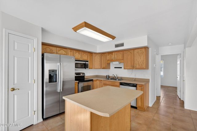 1535 N HORNE -- 75, Mesa, AZ 85203