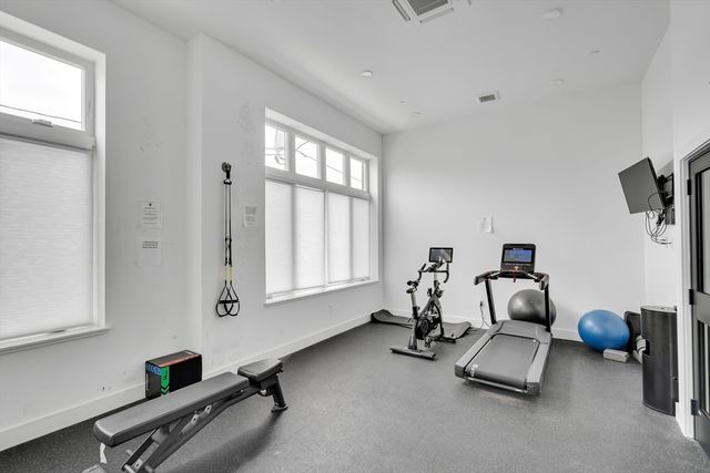 50 Hichborn St 406, Boston, MA 02135