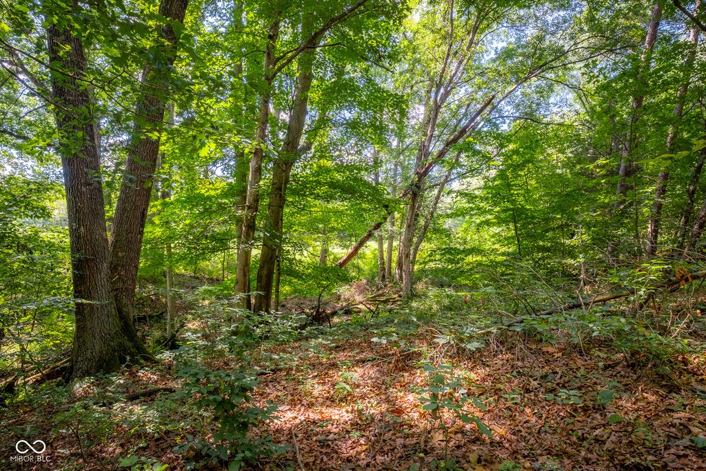 14000 W Mt Healthy Road, Columbus, IN 47201