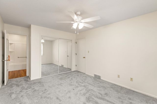 4801 Woodland Avenue 1, West Des Moines, IA 50266