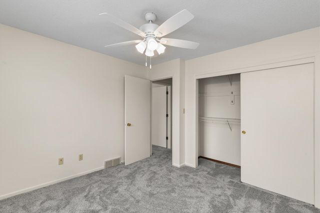 4801 Woodland Avenue 1, West Des Moines, IA 50266