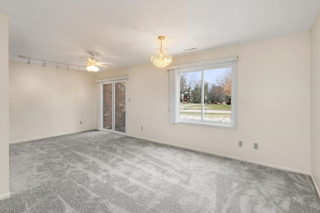 4801 Woodland Avenue 1, West Des Moines, IA 50266