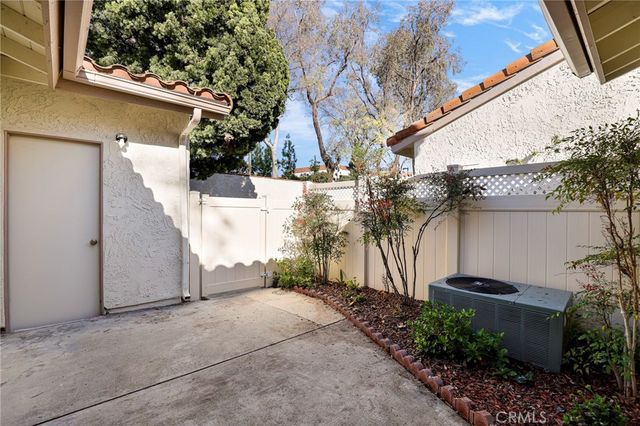 2002 Pine Terrace, Thousand Oaks, CA 91362