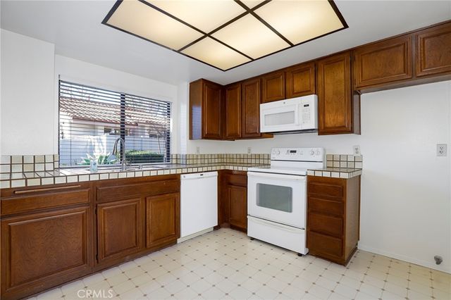 2002 Pine Terrace, Thousand Oaks, CA 91362