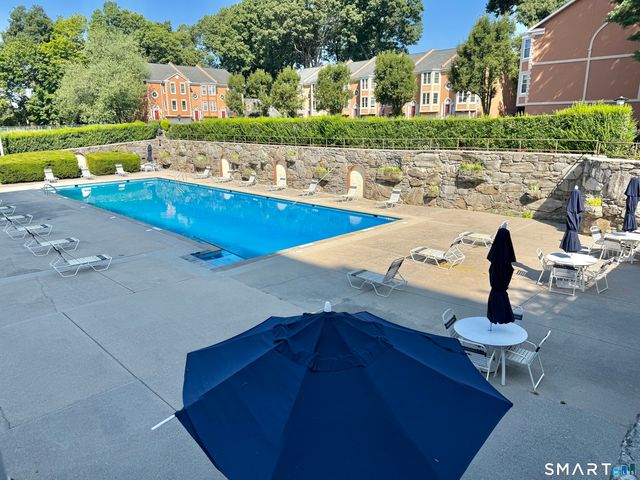 2625 Park Avenue 3B, Bridgeport, CT 06604