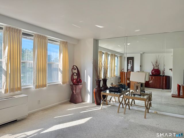 2625 Park Avenue 3B, Bridgeport, CT 06604