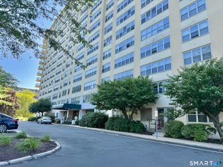 2625 Park Avenue 3B, Bridgeport, CT 06604