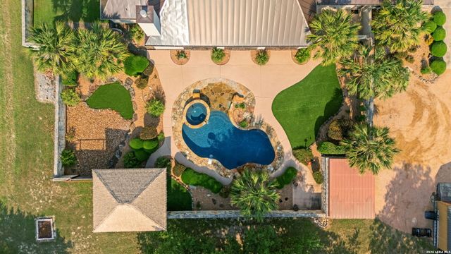 208 Cascade Caverns, Boerne, TX 78015