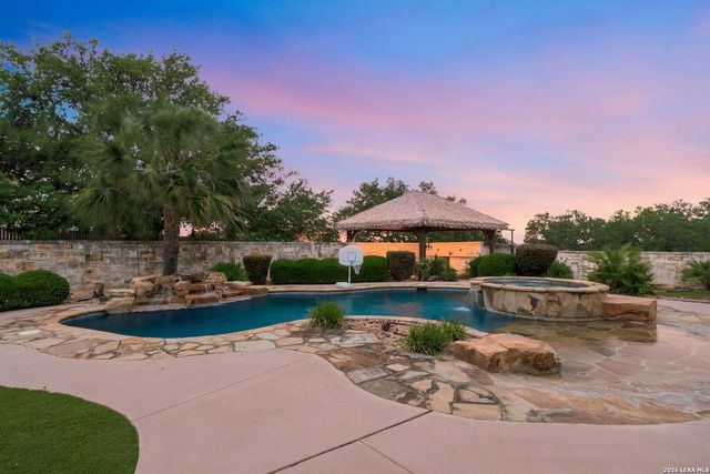 208 Cascade Caverns, Boerne, TX 78015