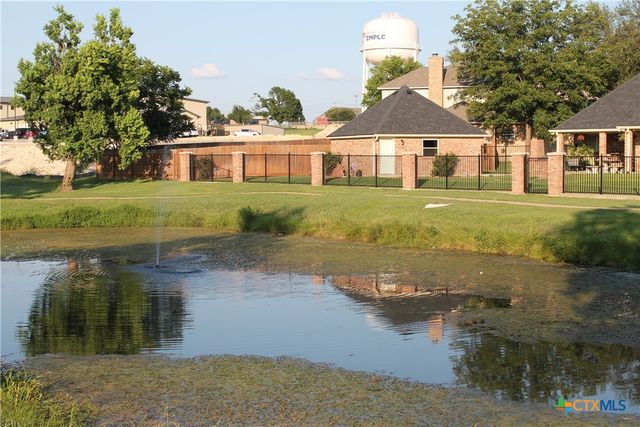 3702 Fall Creek Lane, Temple, TX 76504