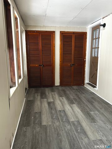 565 Main Street, Southington, CT 06489