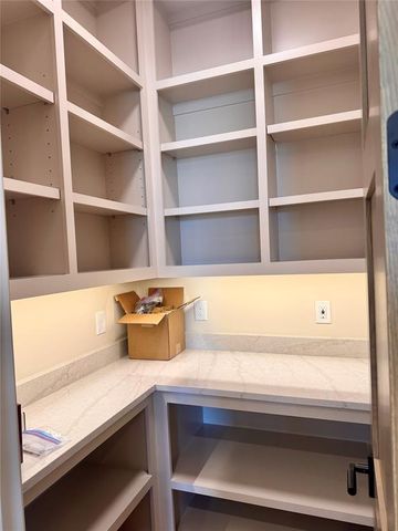 2009 Colonial Way, Edmond, OK 73025