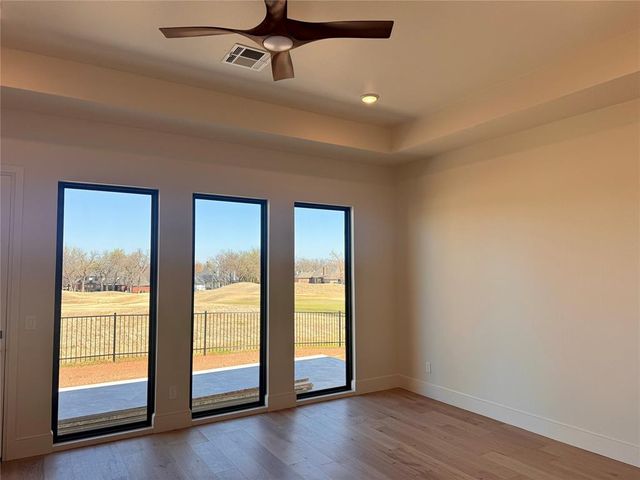 2009 Colonial Way, Edmond, OK 73025