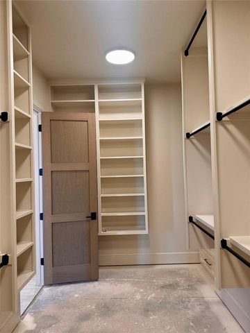 2009 Colonial Way, Edmond, OK 73025