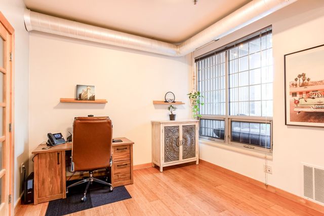 521 2nd Street SE 307, Minneapolis, MN 55414