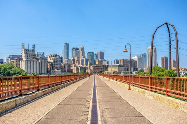 521 2nd Street SE 307, Minneapolis, MN 55414