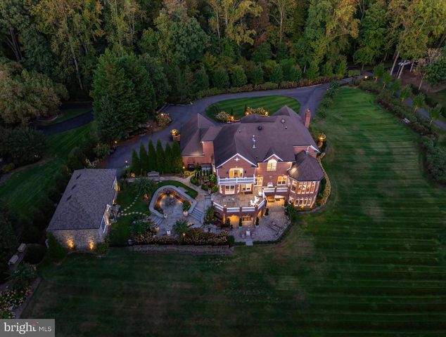 17 PERDER LN, Edgewater, MD 21037