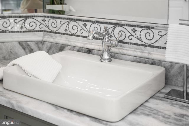 17 PERDER LN, Edgewater, MD 21037