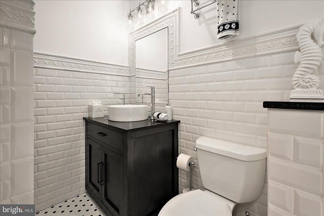 17 PERDER LN, Edgewater, MD 21037