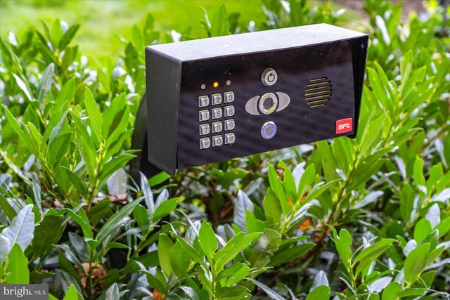 17 PERDER LN, Edgewater, MD 21037