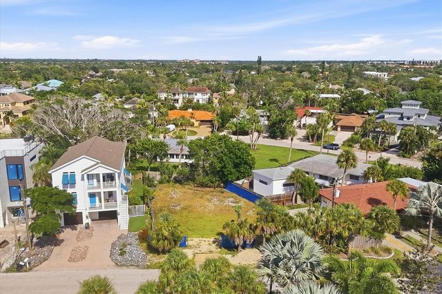 5375 CALLE FLORIDA, Sarasota, FL 34242