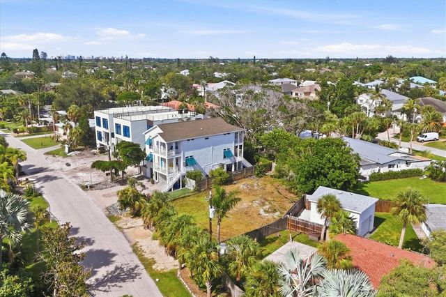 5375 CALLE FLORIDA, Sarasota, FL 34242