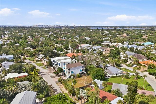 5375 CALLE FLORIDA, Sarasota, FL 34242