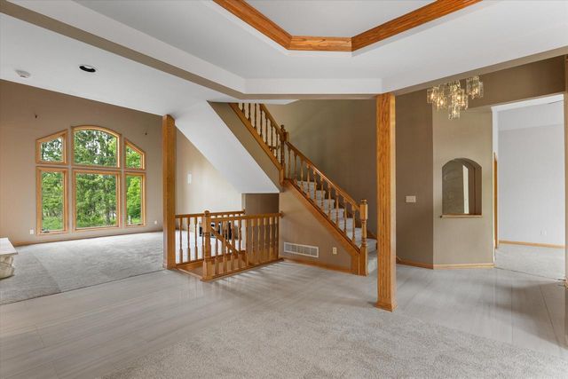 W275N1891 Cabin Creek COURT, Pewaukee, WI 53072
