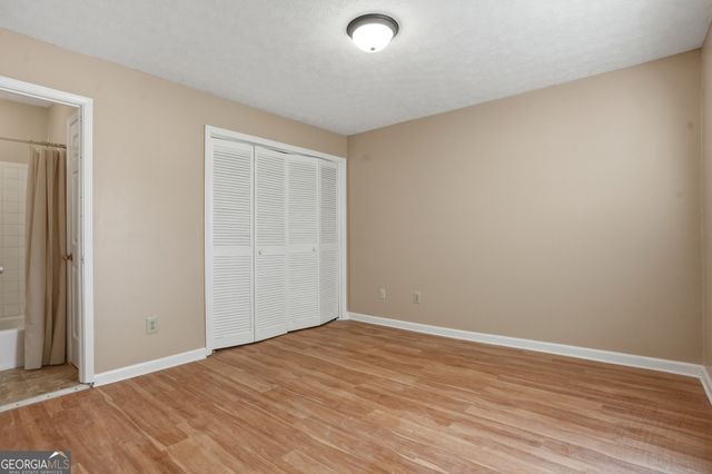 5825 Golden West Trail SW, Lilburn, GA 30047