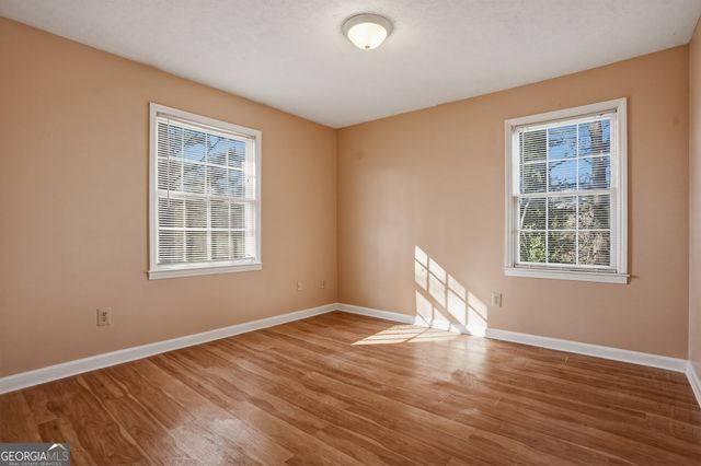 5825 Golden West Trail SW, Lilburn, GA 30047