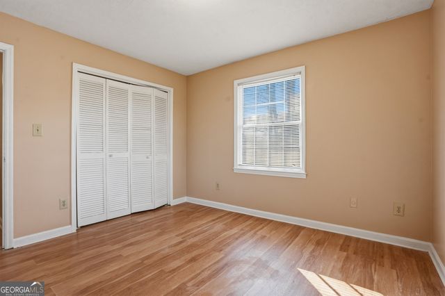 5825 Golden West Trail SW, Lilburn, GA 30047