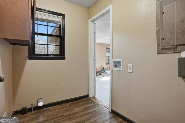 5825 Golden West Trail SW, Lilburn, GA 30047