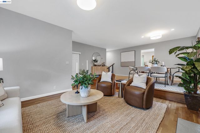627 17Th Ave, Menlo Park, CA 94025