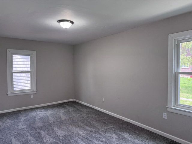 2953 SHADOW LANE, Oshkosh, WI 54901