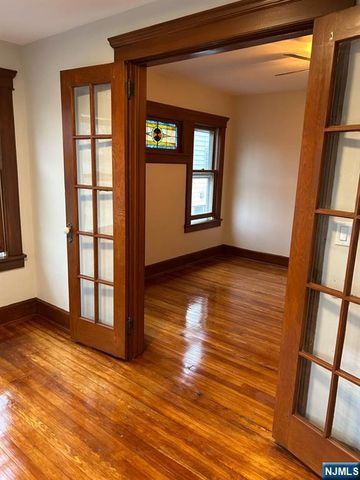 143 Parmelee Avenue, Hawthorne, NJ 07506