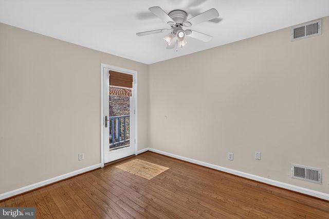 1225 E ST SE, Washington, DC 20003