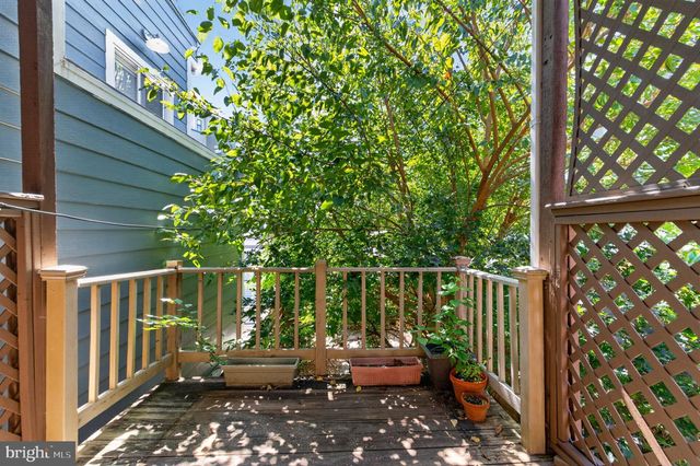 1225 E ST SE, Washington, DC 20003