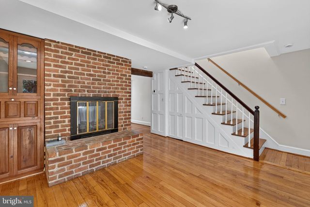 1225 E ST SE, Washington, DC 20003