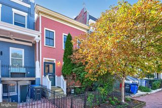 1225 E ST SE, Washington, DC 20003