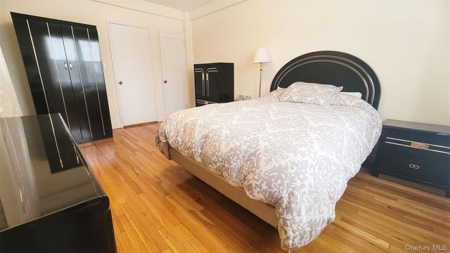 99-63 66Ave C5, Rego Park, NY 11374