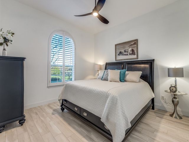 19 Meadowcreek Drive, Melissa, TX 75454