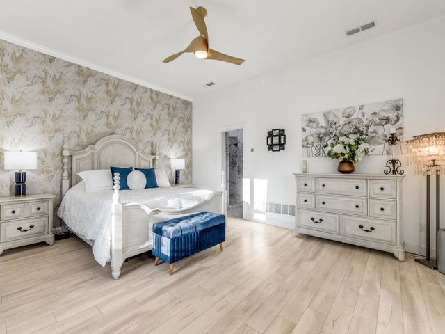 19 Meadowcreek Drive, Melissa, TX 75454