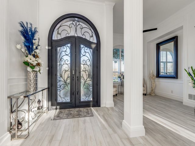 19 Meadowcreek Drive, Melissa, TX 75454