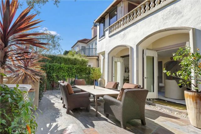 319 Orchid, Corona Del Mar, CA 92625