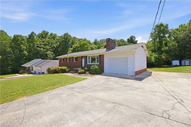 464 Cedar Drive, Winston-salem, NC 27107