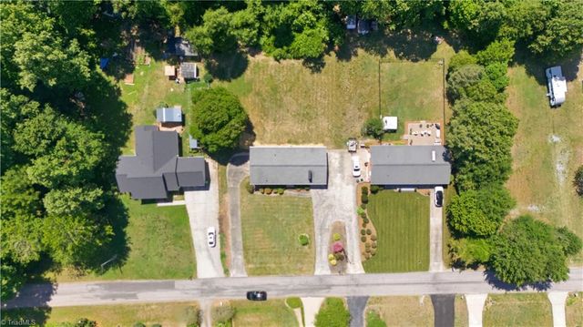 464 Cedar Drive, Winston-salem, NC 27107