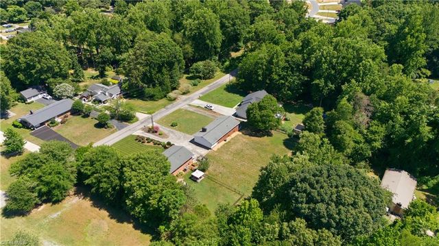 464 Cedar Drive, Winston-salem, NC 27107